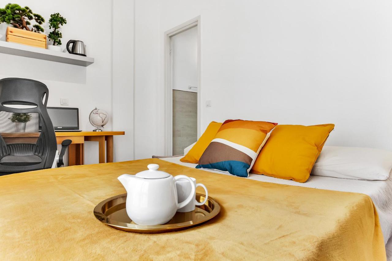 Appartamento Amicis - Affitti Brevi Italia ミラノ エクステリア 写真